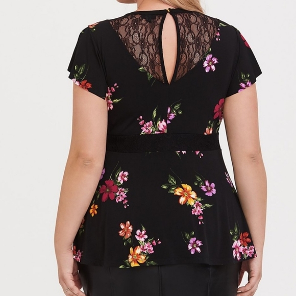 Womens peplum top. black lace at top. Great condition.  Worn 1 time. - Picture 2 of 7